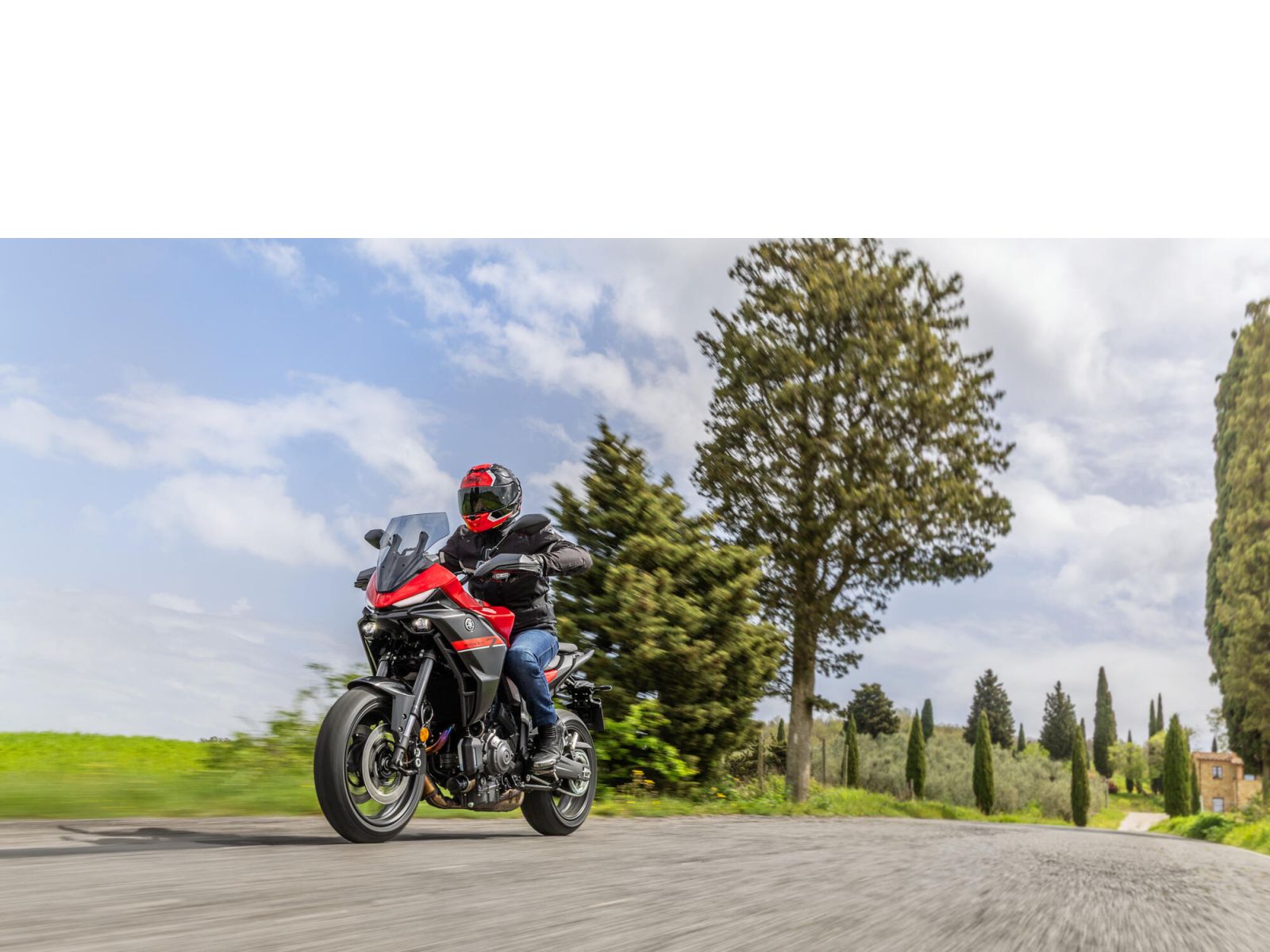 Мотоцикл YAMAHA TRACER 7 (Redline) 2026